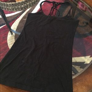 BUCKLE BLACK STRAPPY TANK